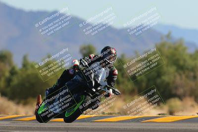 media/Nov-06-2022-SoCal Trackdays (Sun) [[208d2ccc26]]/Turn 7 Set 2 (1050am)/